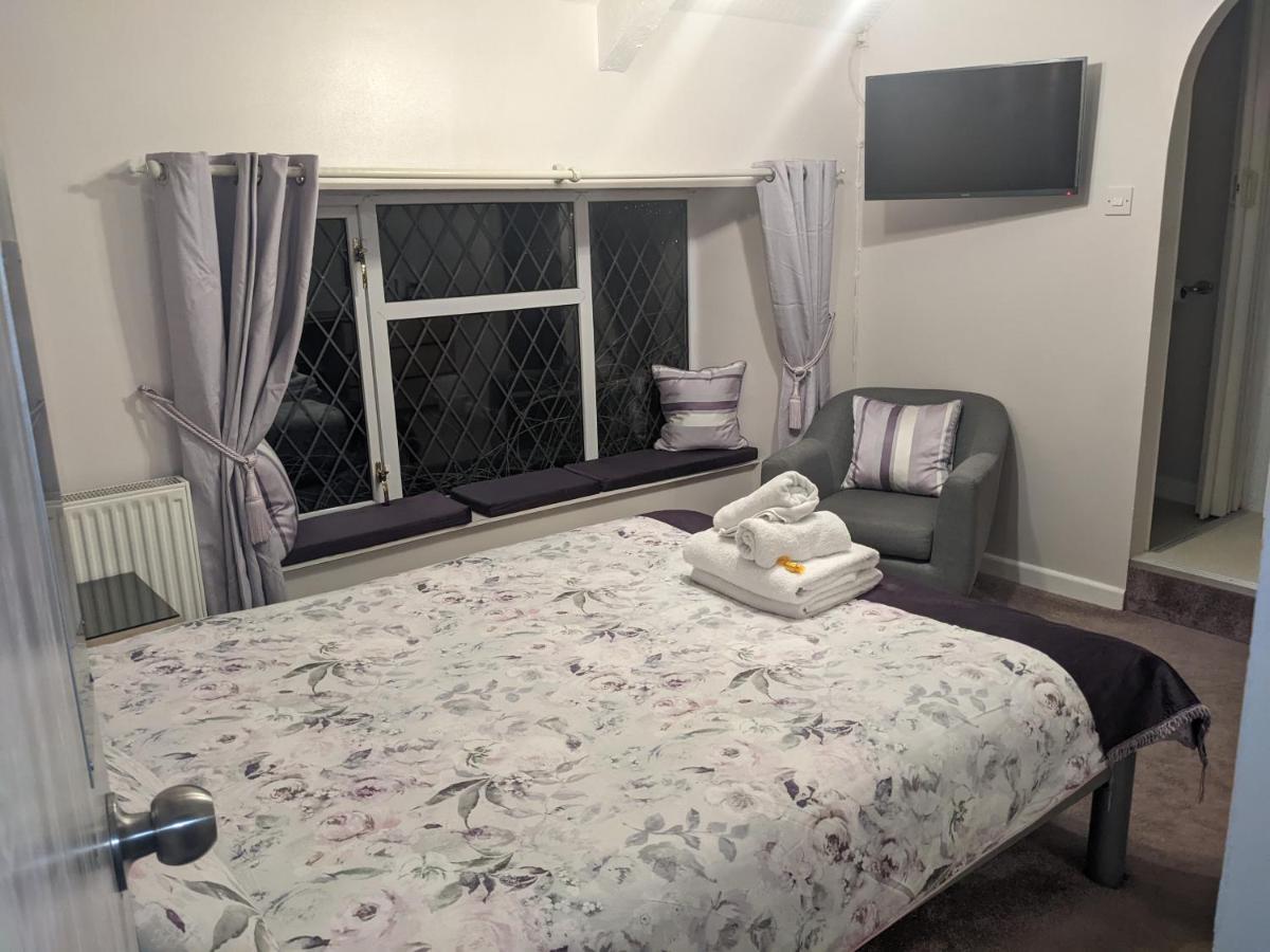 Cwmbach Guest House Ніт Екстер'єр фото