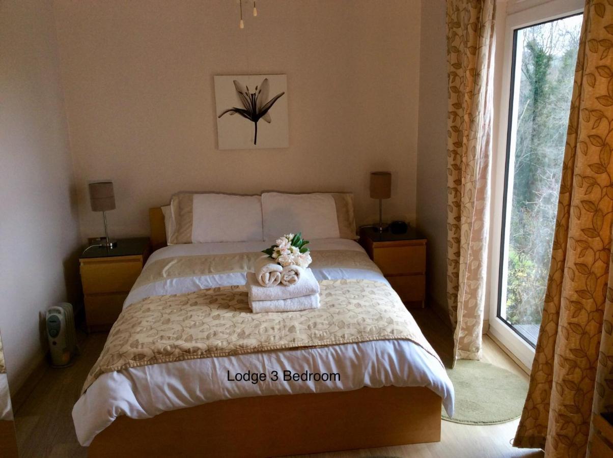 Cwmbach Guest House Ніт Екстер'єр фото