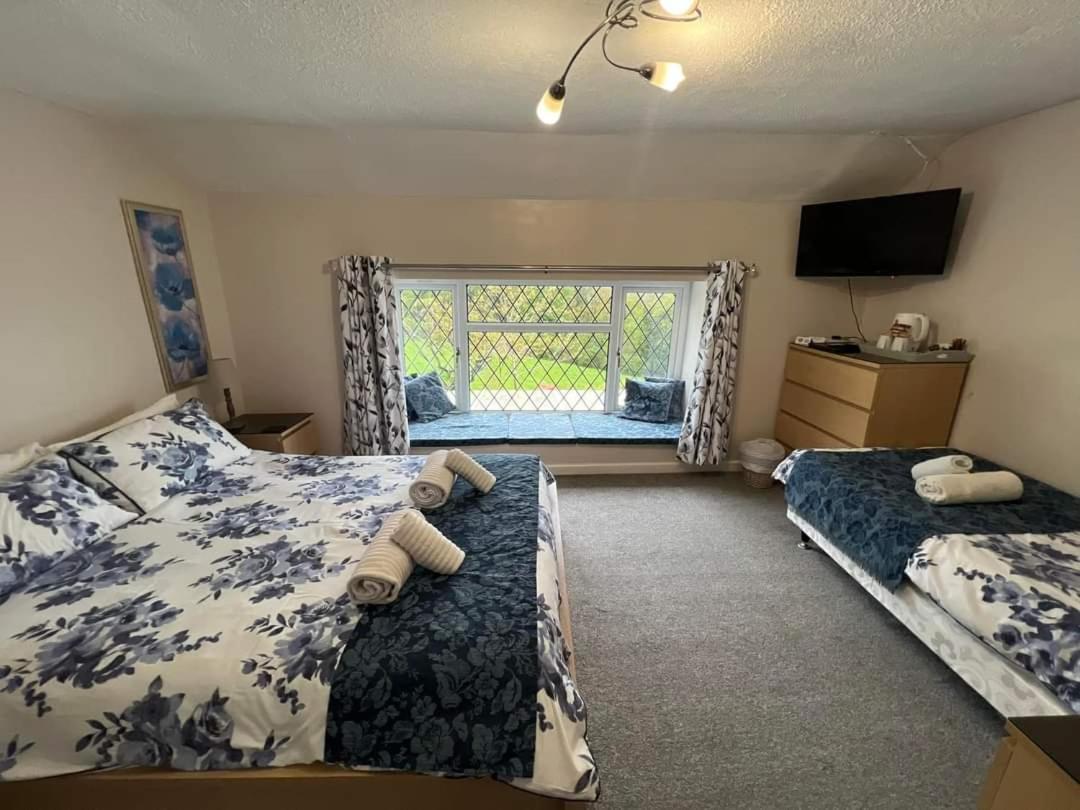 Cwmbach Guest House Ніт Номер фото