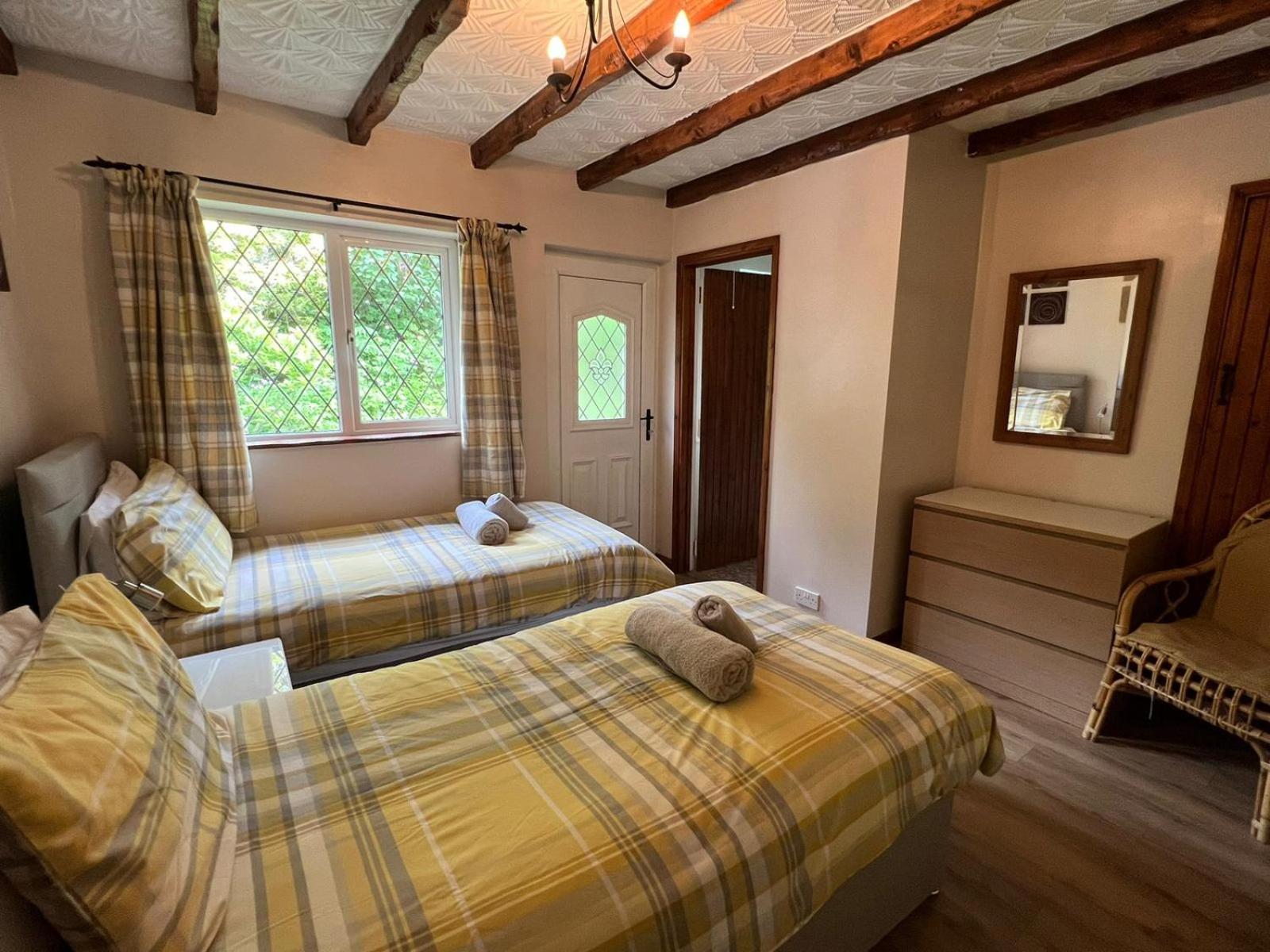 Cwmbach Guest House Ніт Номер фото